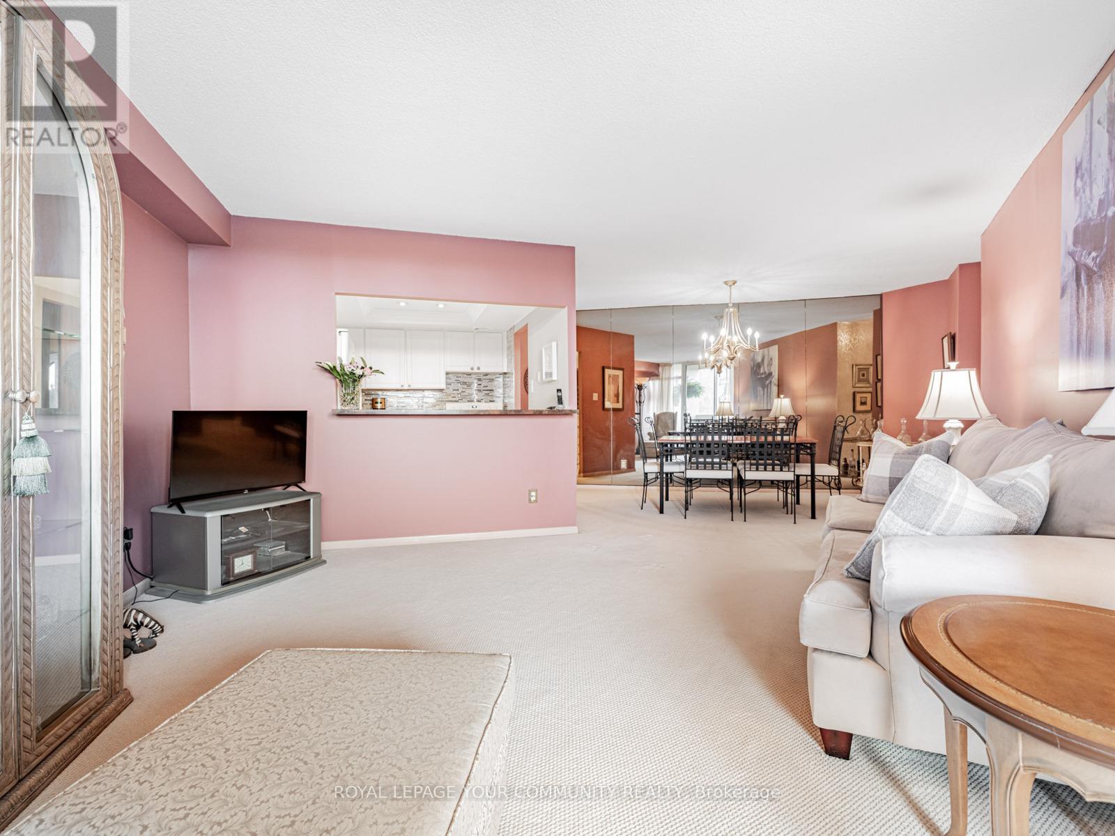 Photo 15 of 508 7811 Yonge Street, Markham ON