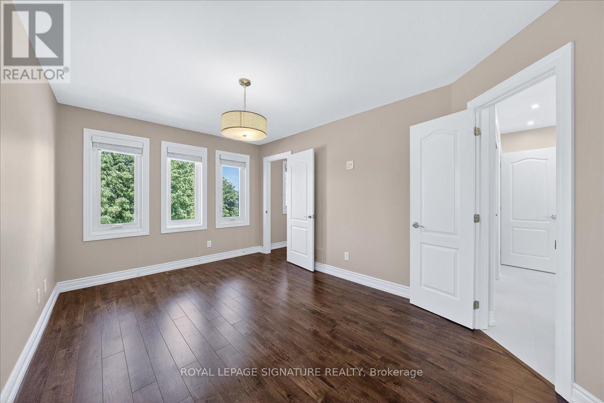 Photo 16 of 1245 Huron Court, Innisfil ON