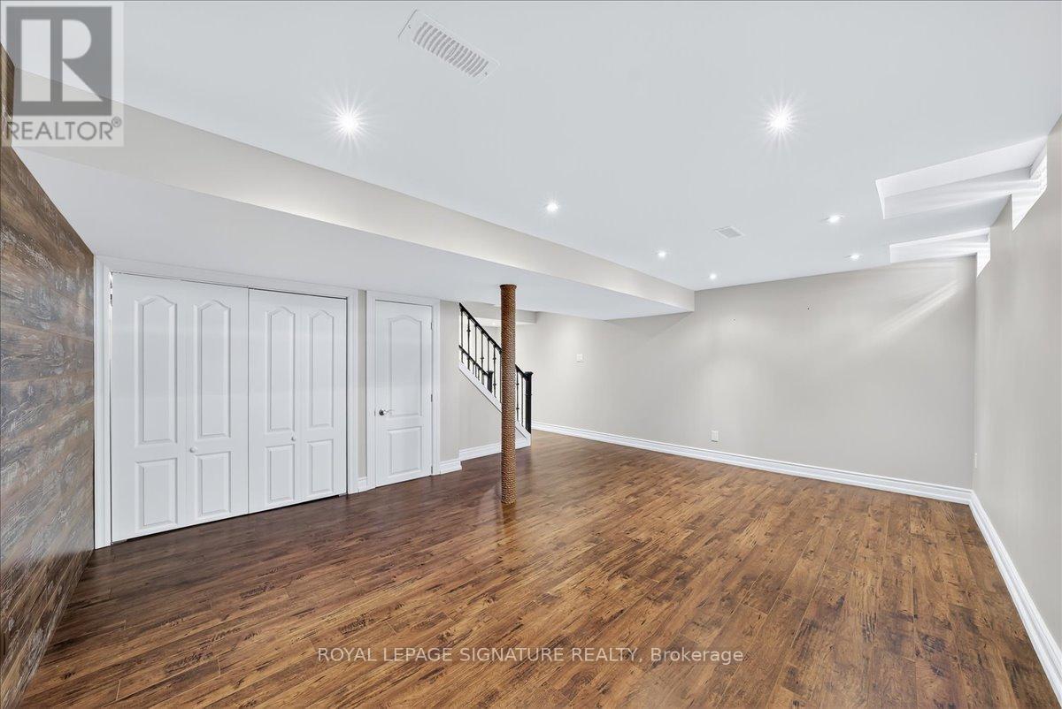 Photo 13 of 1245 Huron Court, Innisfil ON