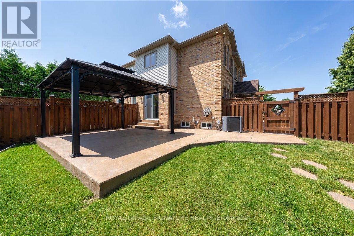 Photo 32 of 1245 Huron Court, Innisfil ON