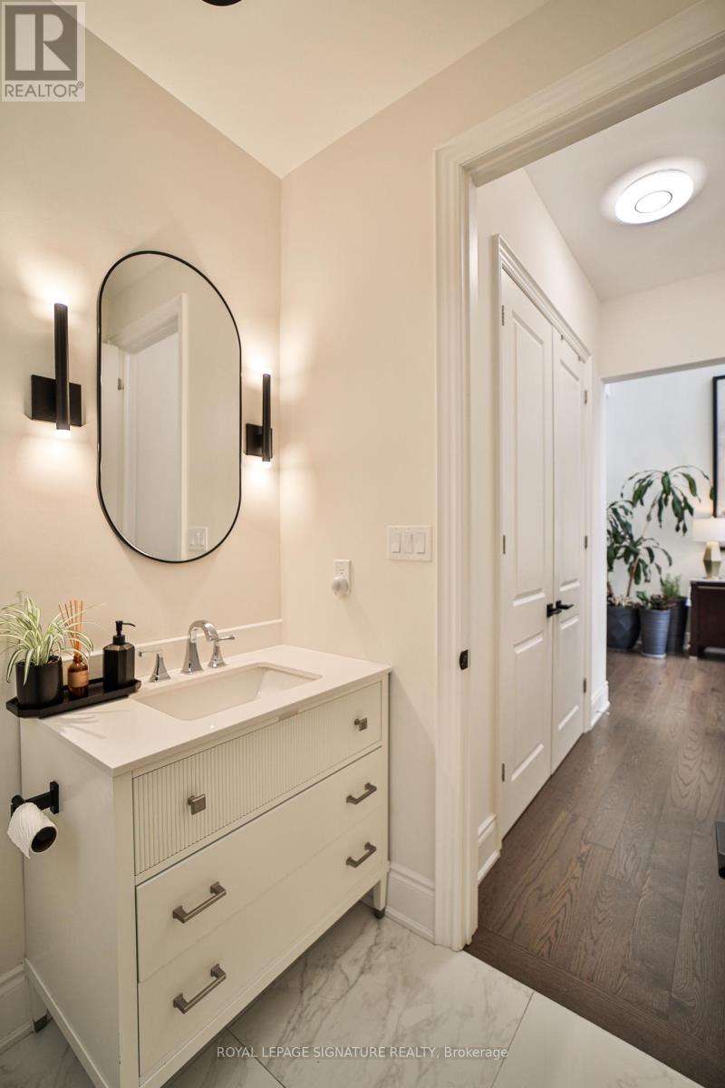 Photo 5 of 27 Moreau Way, Springwater ON