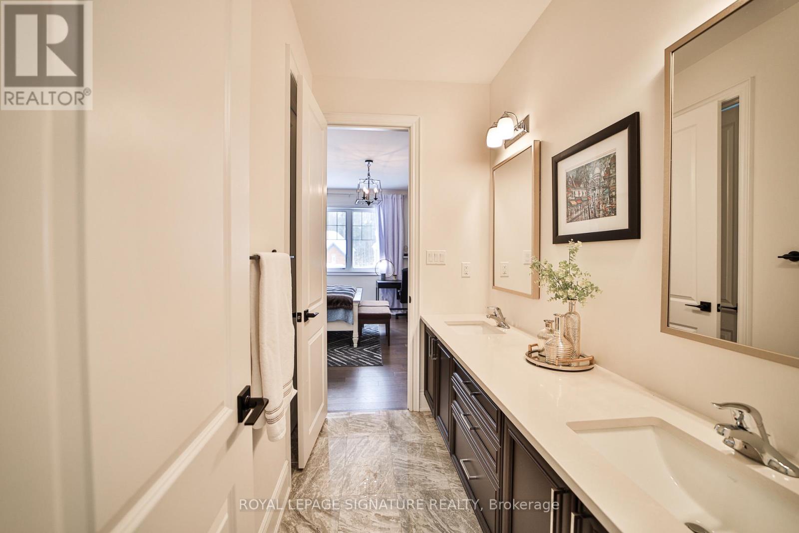 Photo 42 of 27 Moreau Way, Springwater ON