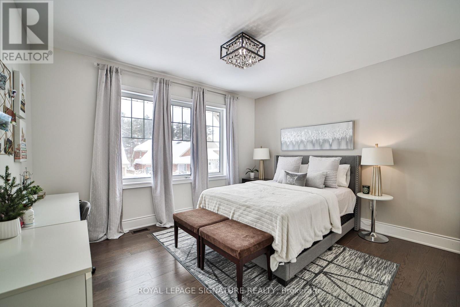 Photo 40 of 27 Moreau Way, Springwater ON