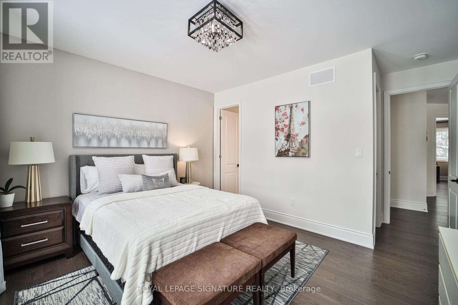 Photo 41 of 27 Moreau Way, Springwater ON
