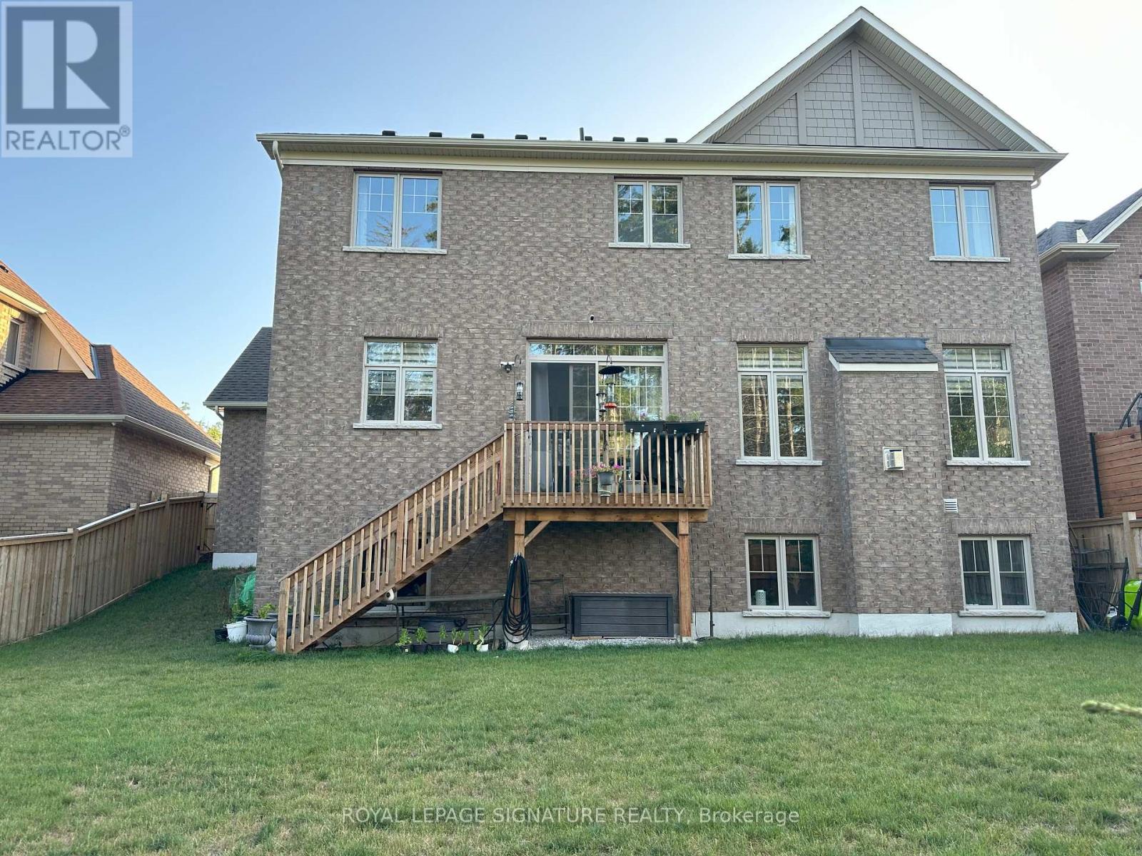 Photo 36 of 27 Moreau Way, Springwater ON