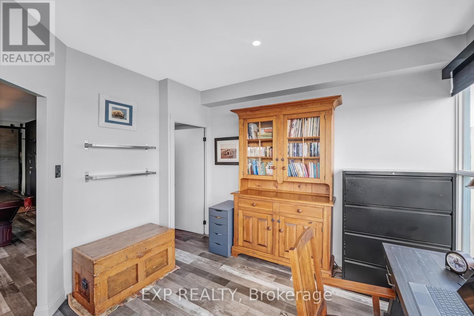 Photo 4 of 1502 65 Ellen Street, Barrie ON
