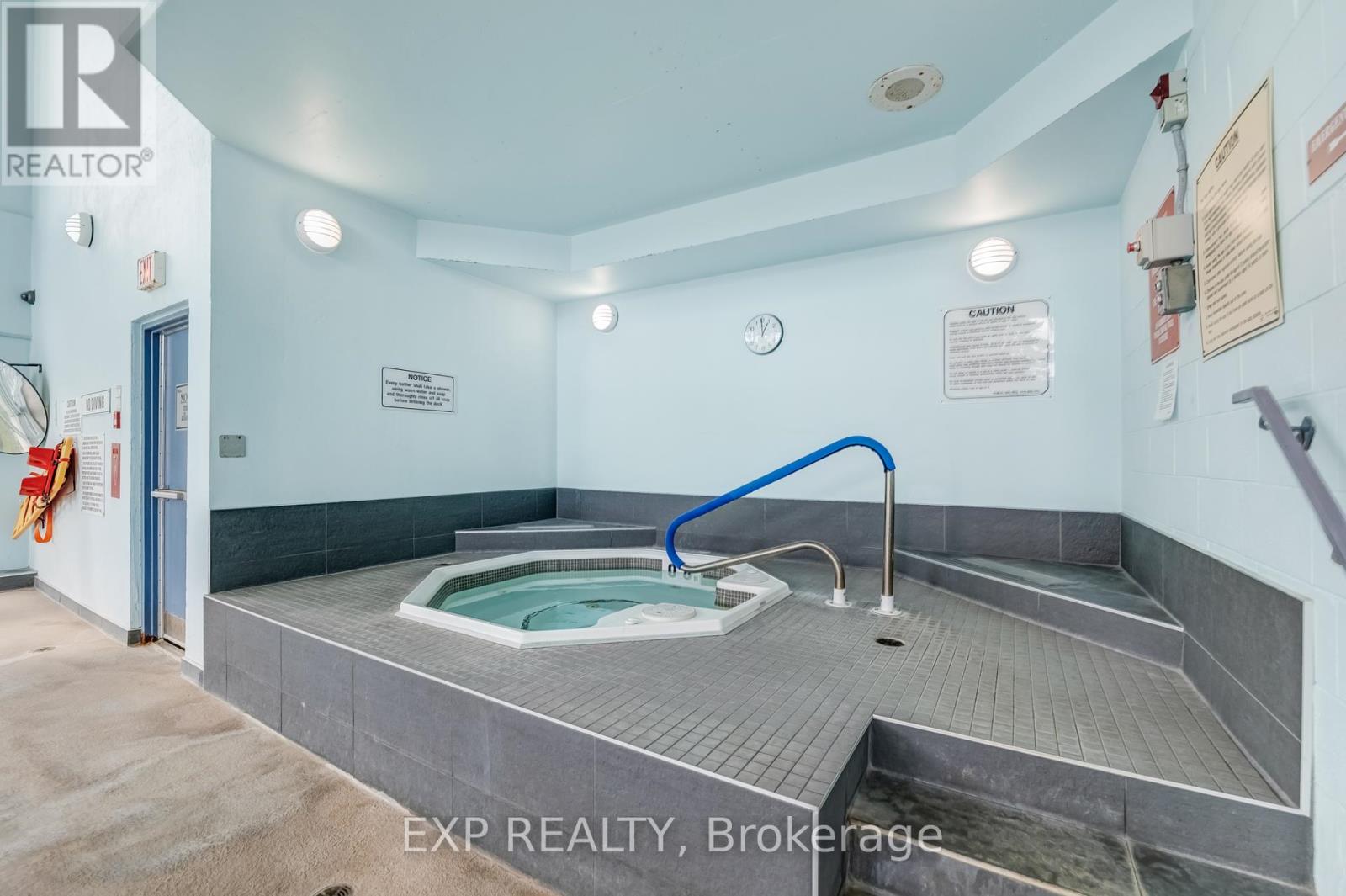 Photo 9 of 1502 65 Ellen Street, Barrie ON