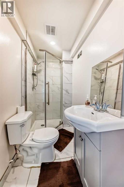 Single Family House for Sale in  Pinemill Mews NE Pineridge Calgary 