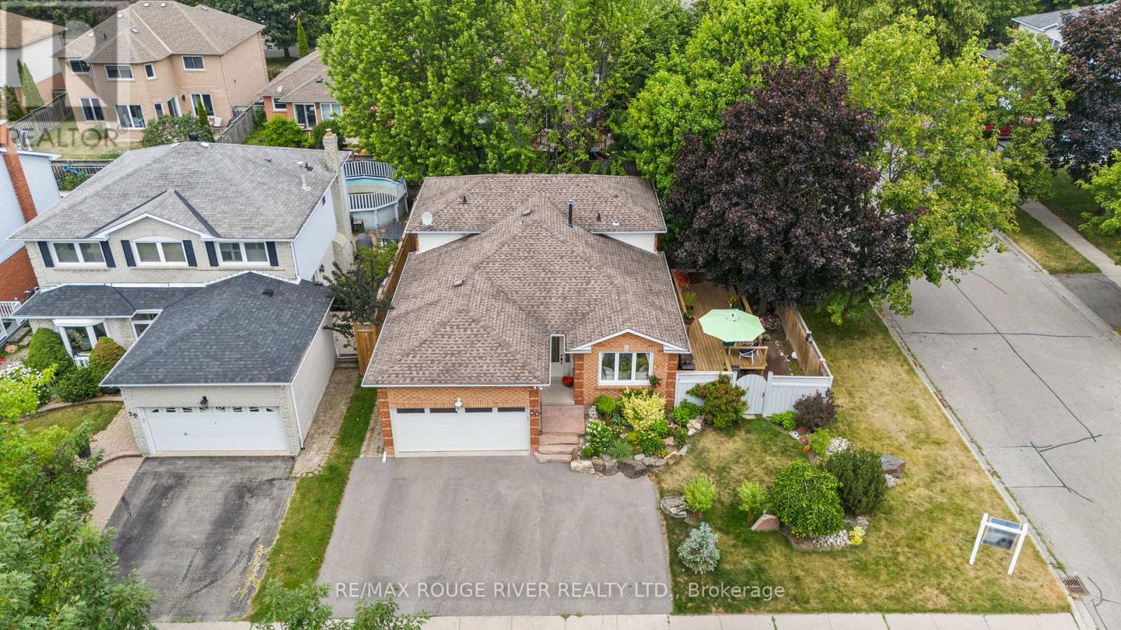 Photo 40 of 41 Peachtree Crescent, Clarington ON