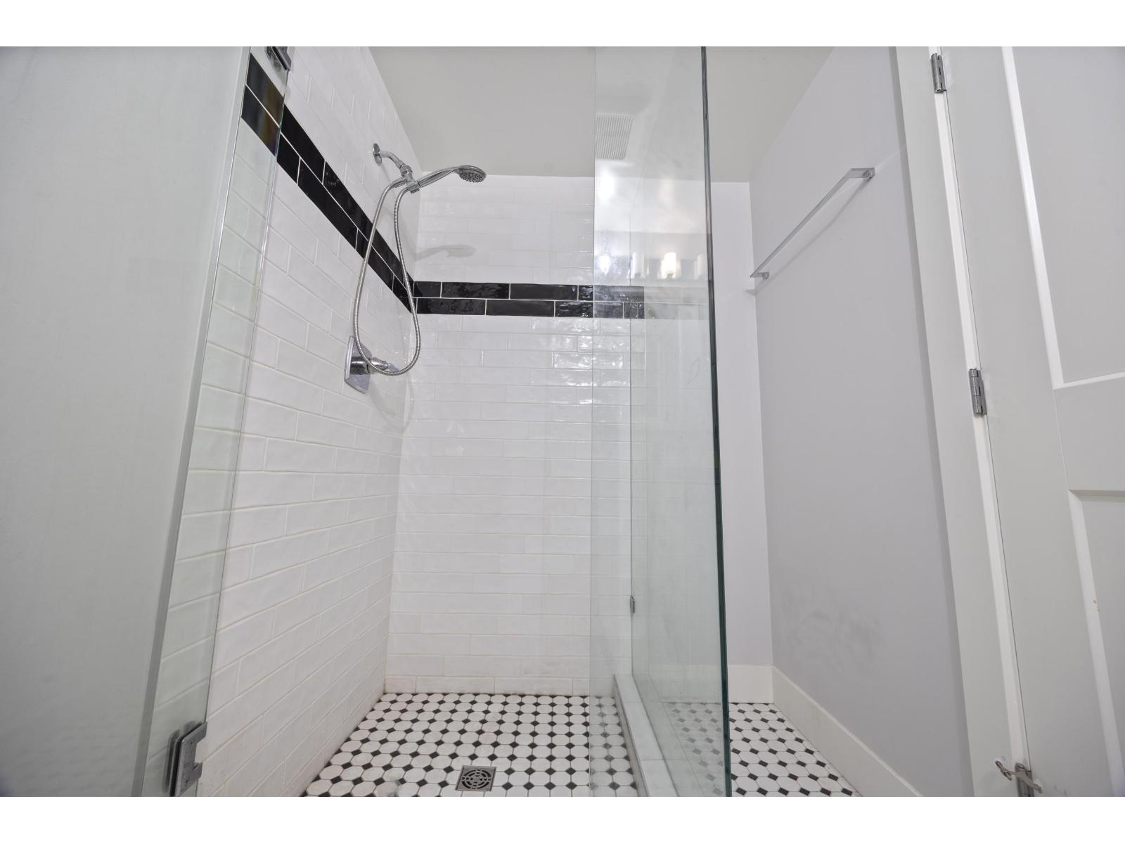 208 15272 20 AVENUE, Surrey