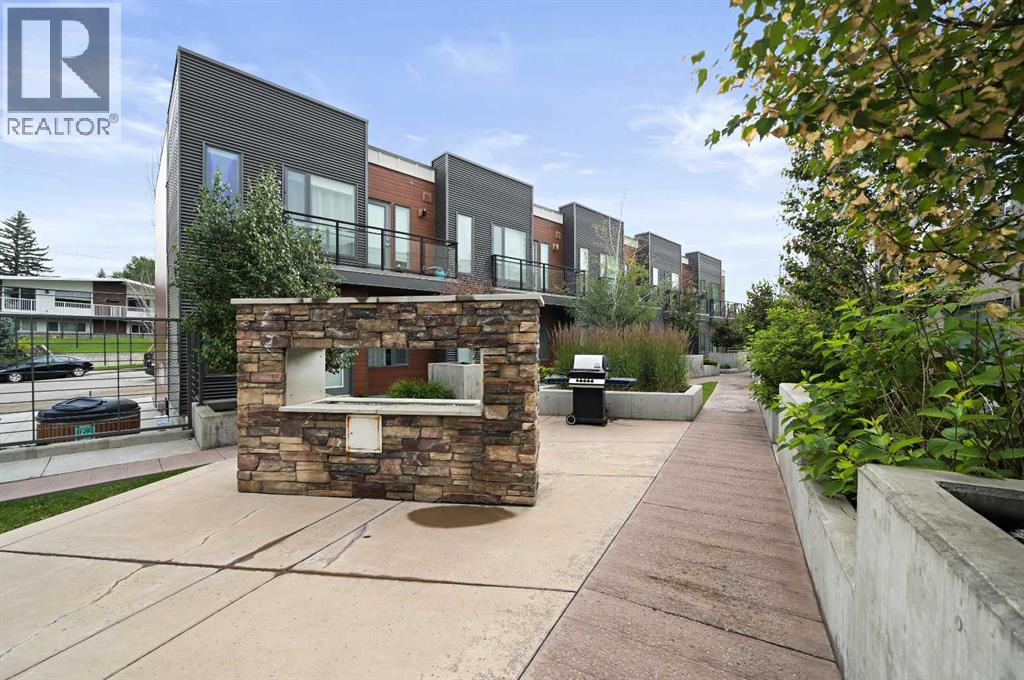 Single Family House for Sale in    Avenue SW Parkhill Calgary 