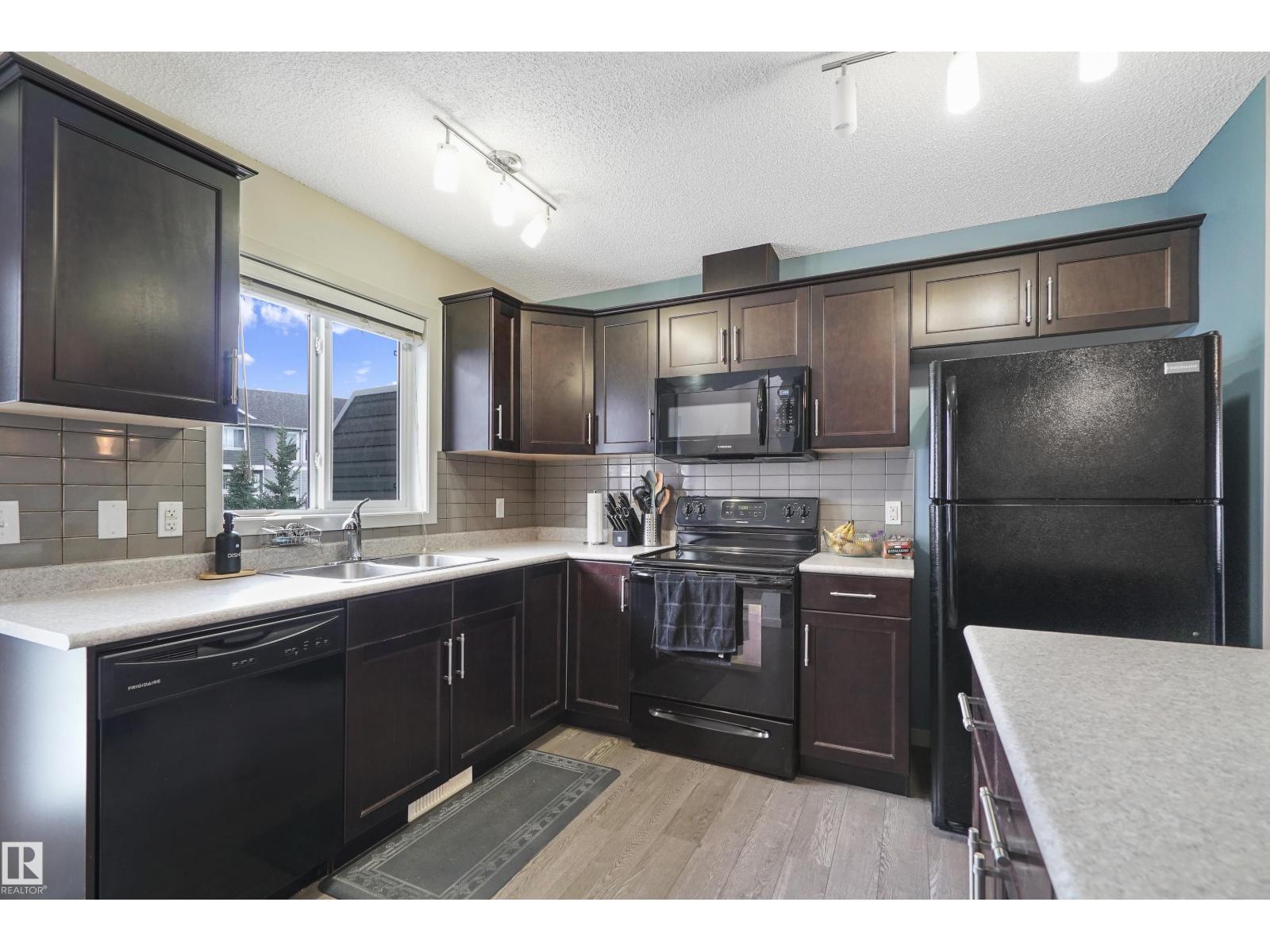 Photo 6 of 64 1816 Rutherford Rd Sw, Edmonton AB