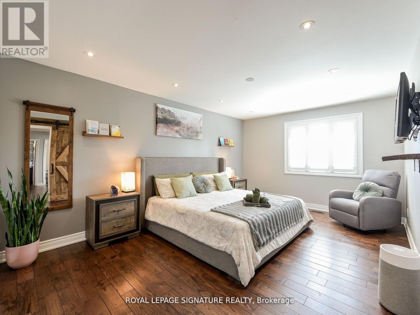 Photo 22 of 281 Mcgill Street, Mississauga ON