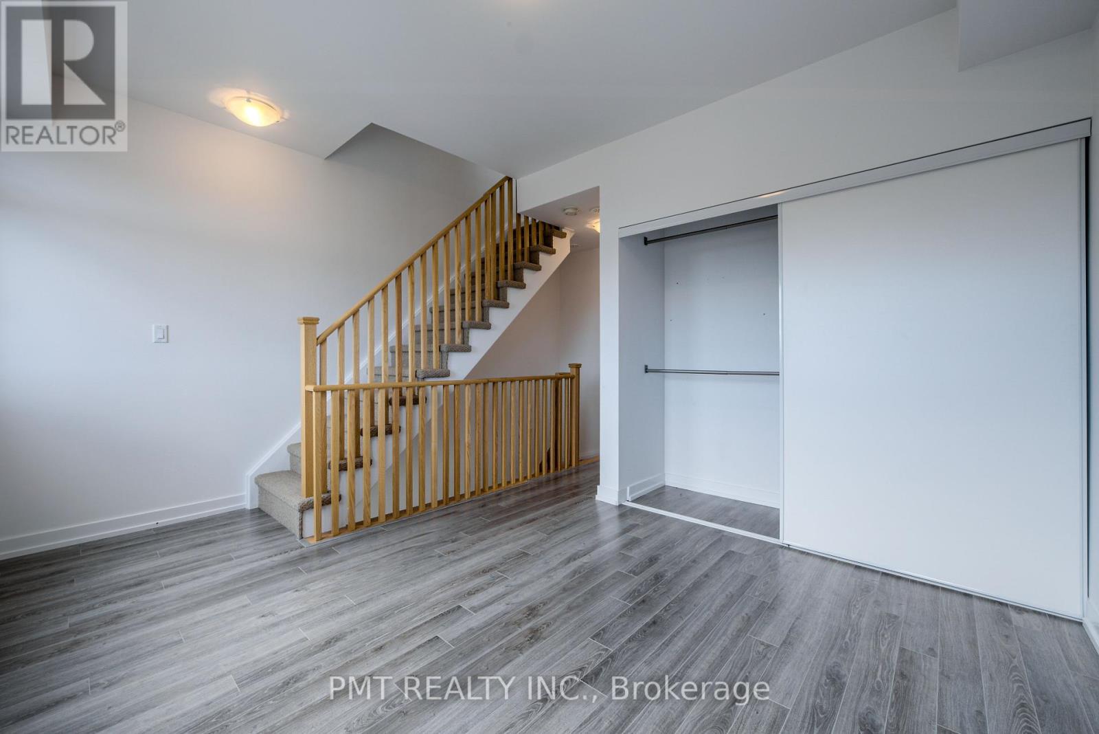 Photo 15 of Th 65 60 Winston Park Boulevard, Toronto ON