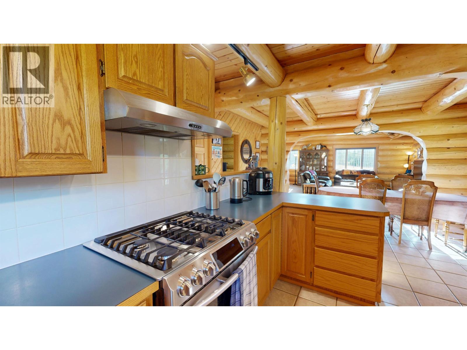 6981 NETHERLAND N ROAD, Lone Butte