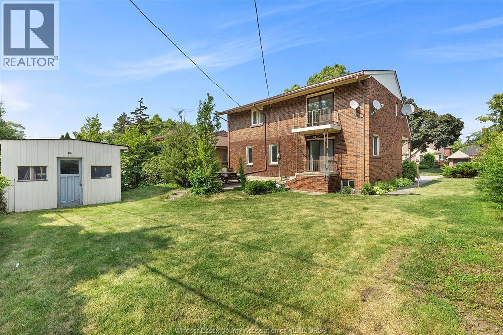 Photo 8 of 277 Villaire Avenue, Windsor ON