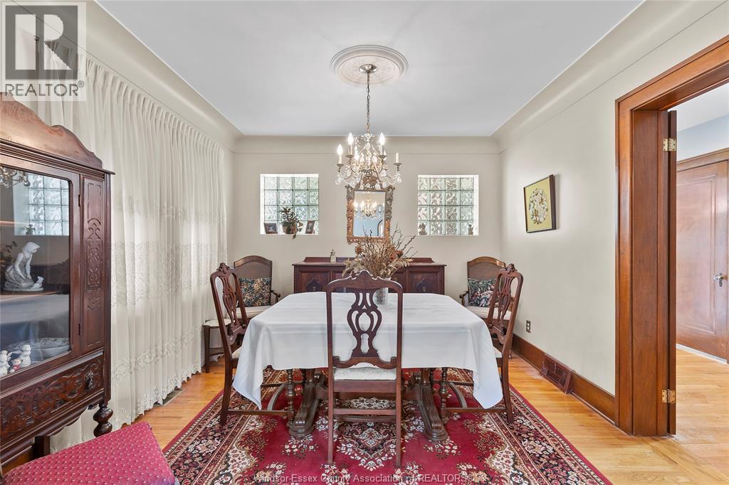 Photo 41 of 277 Villaire Avenue, Windsor ON