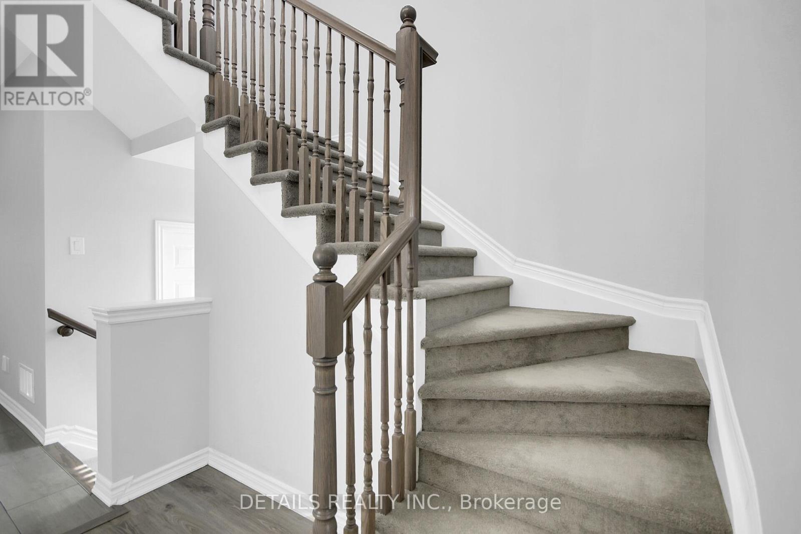 Photo 35 of 116 Unity Place, Ottawa ON