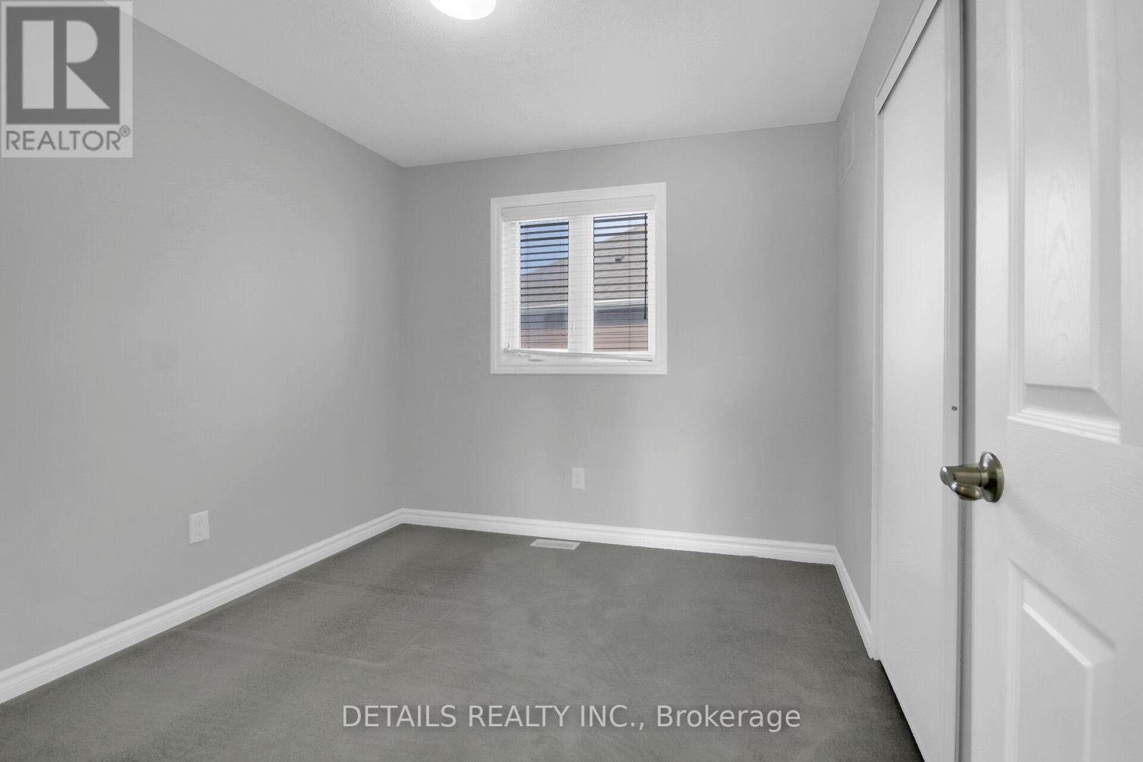 Photo 5 of 116 Unity Place, Ottawa ON