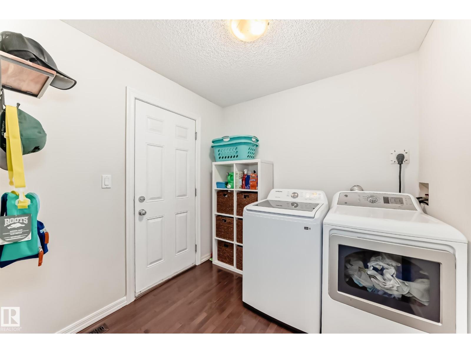 Photo 7 of 106 Rue Monique, Beaumont AB