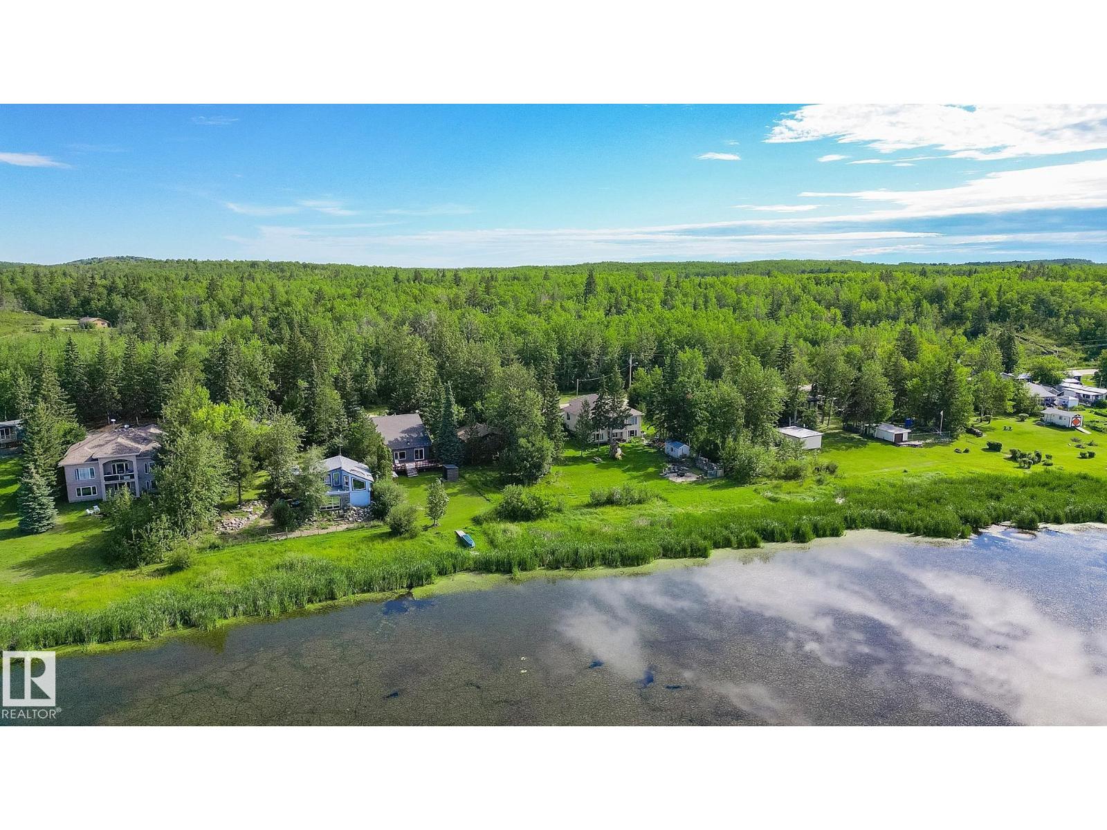 Photo 41 of 201 Lakeshore Dr, Rural Lac Ste Anne County AB