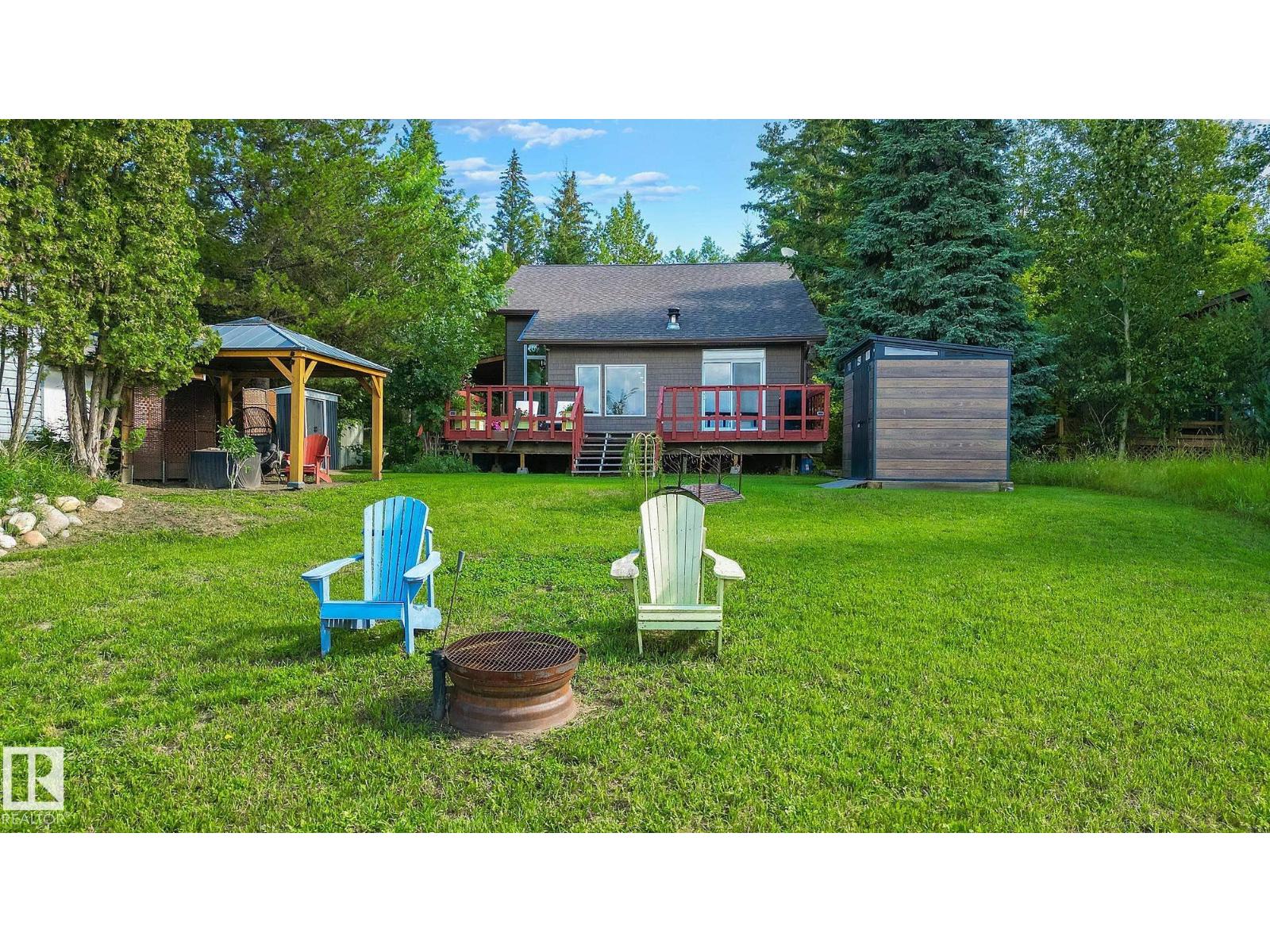 Photo 38 of 201 Lakeshore Dr, Rural Lac Ste Anne County AB
