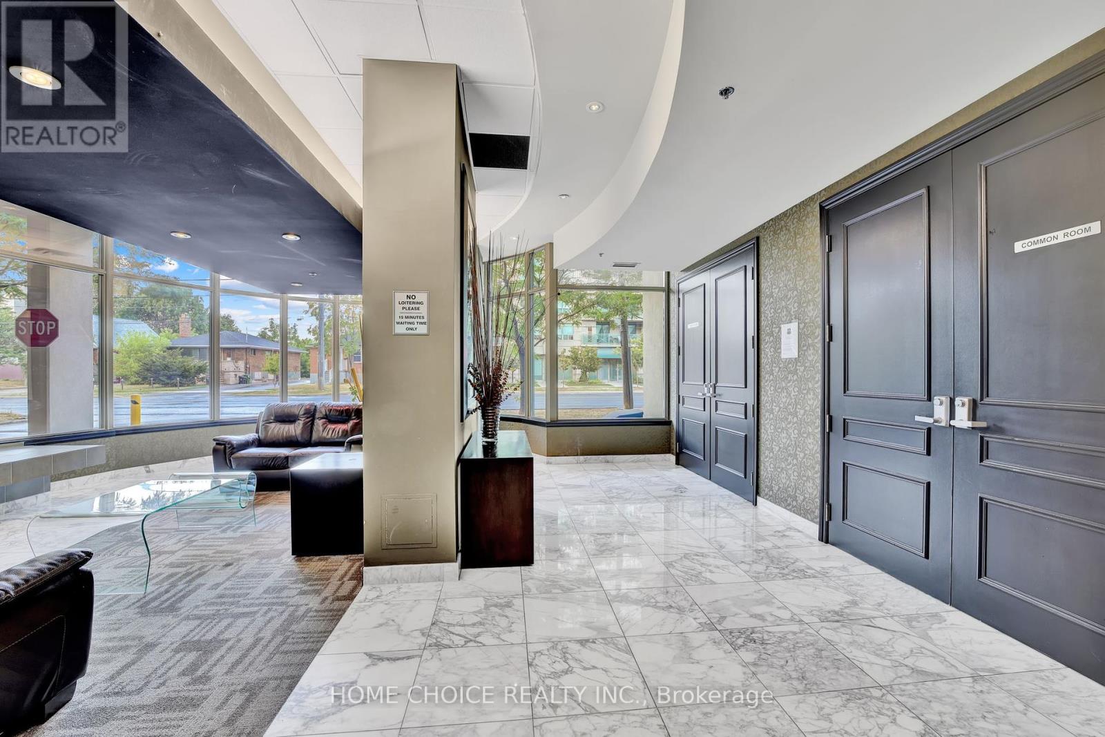 Photo 1 of 206 935 Sheppard Avenue W, Toronto ON