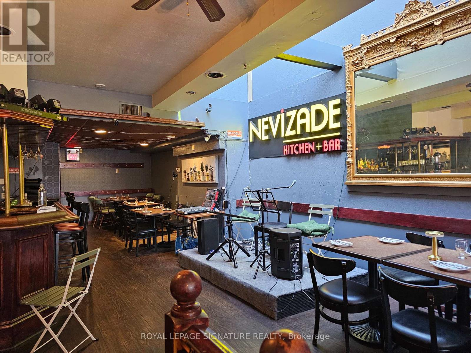 Photo 7 of 1 1954 Yonge Street, Toronto ON