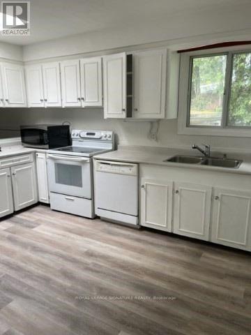 Photo 6 of 18 Greengate Road, Toronto ON