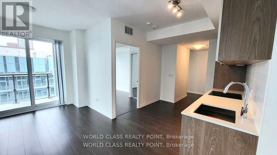 Photo 10 of 5005 8 Widmer Street, Toronto ON