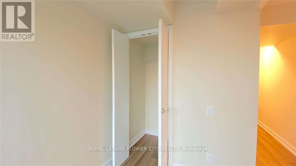 Photo 15 of 1101 38 Monte Kwinter Court, Toronto ON