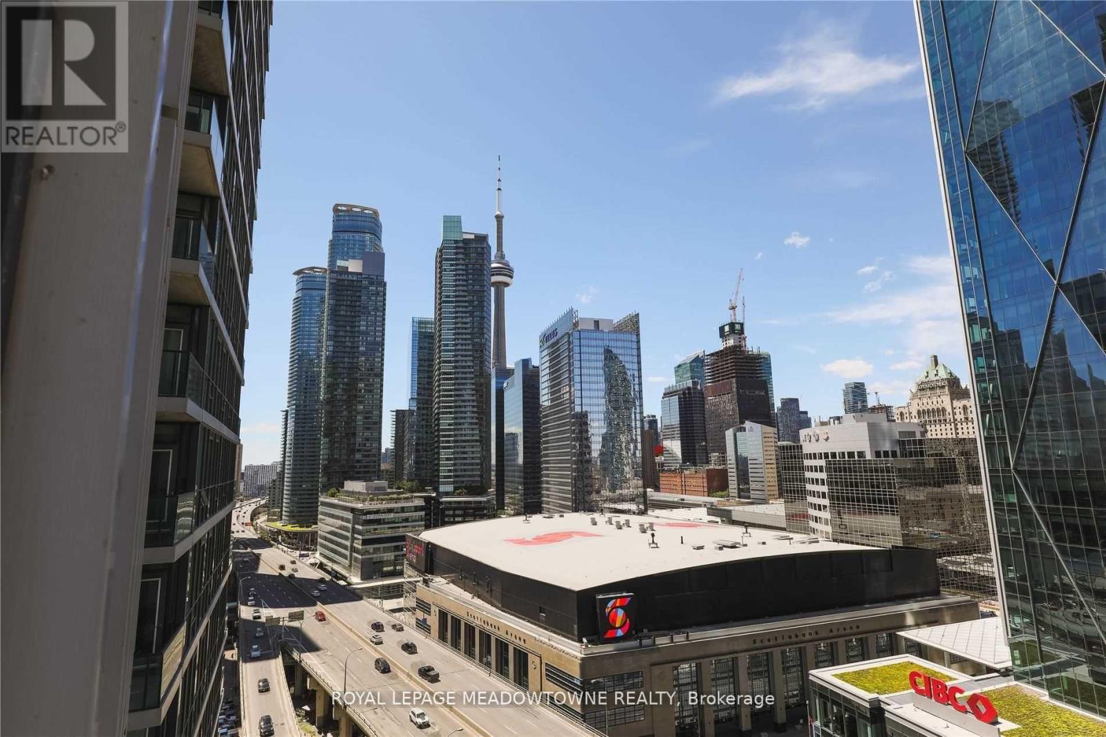 Photo 5 of 1805 18 Harbour Street, Toronto ON