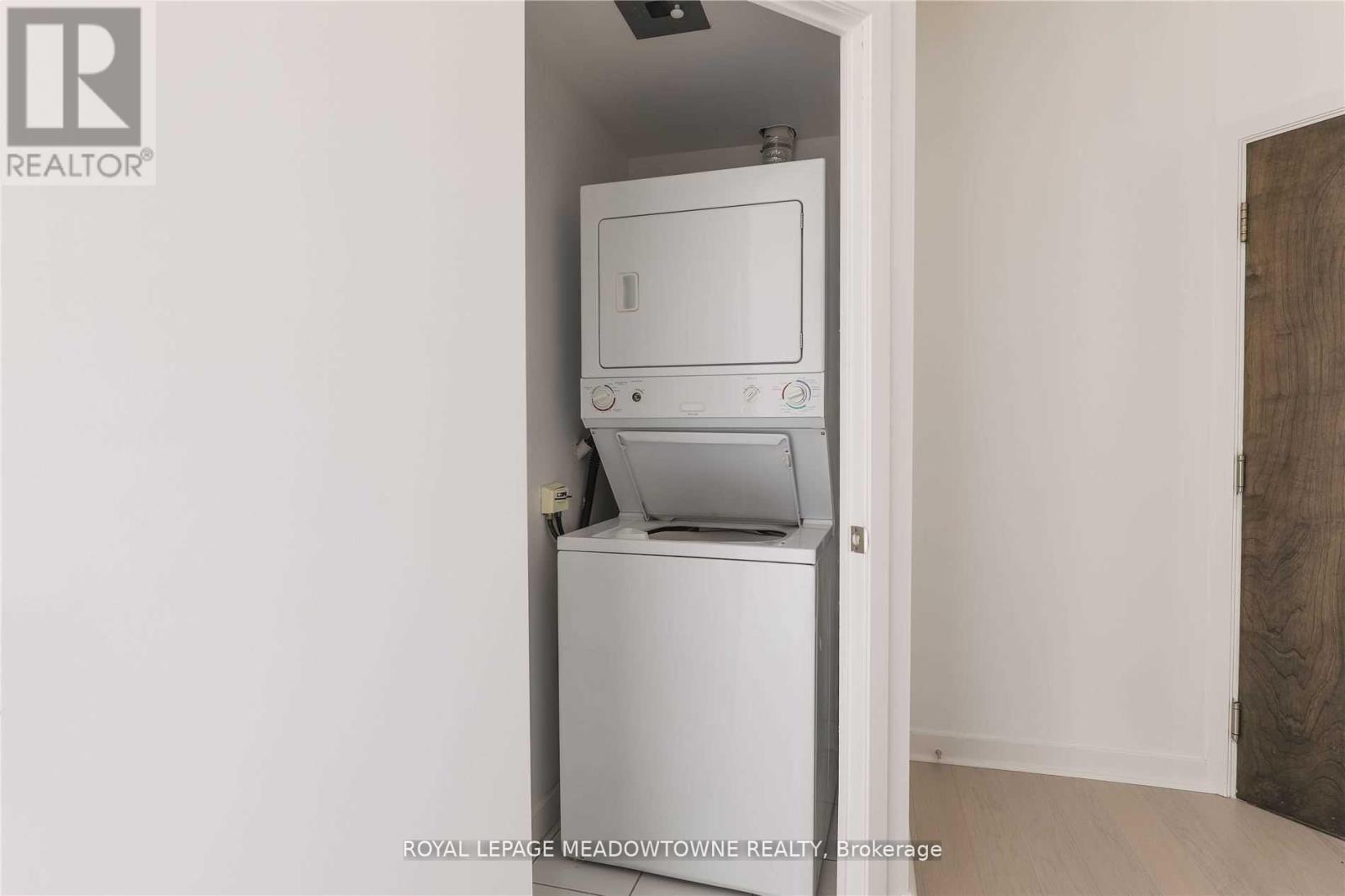 Photo 20 of 1805 18 Harbour Street, Toronto ON