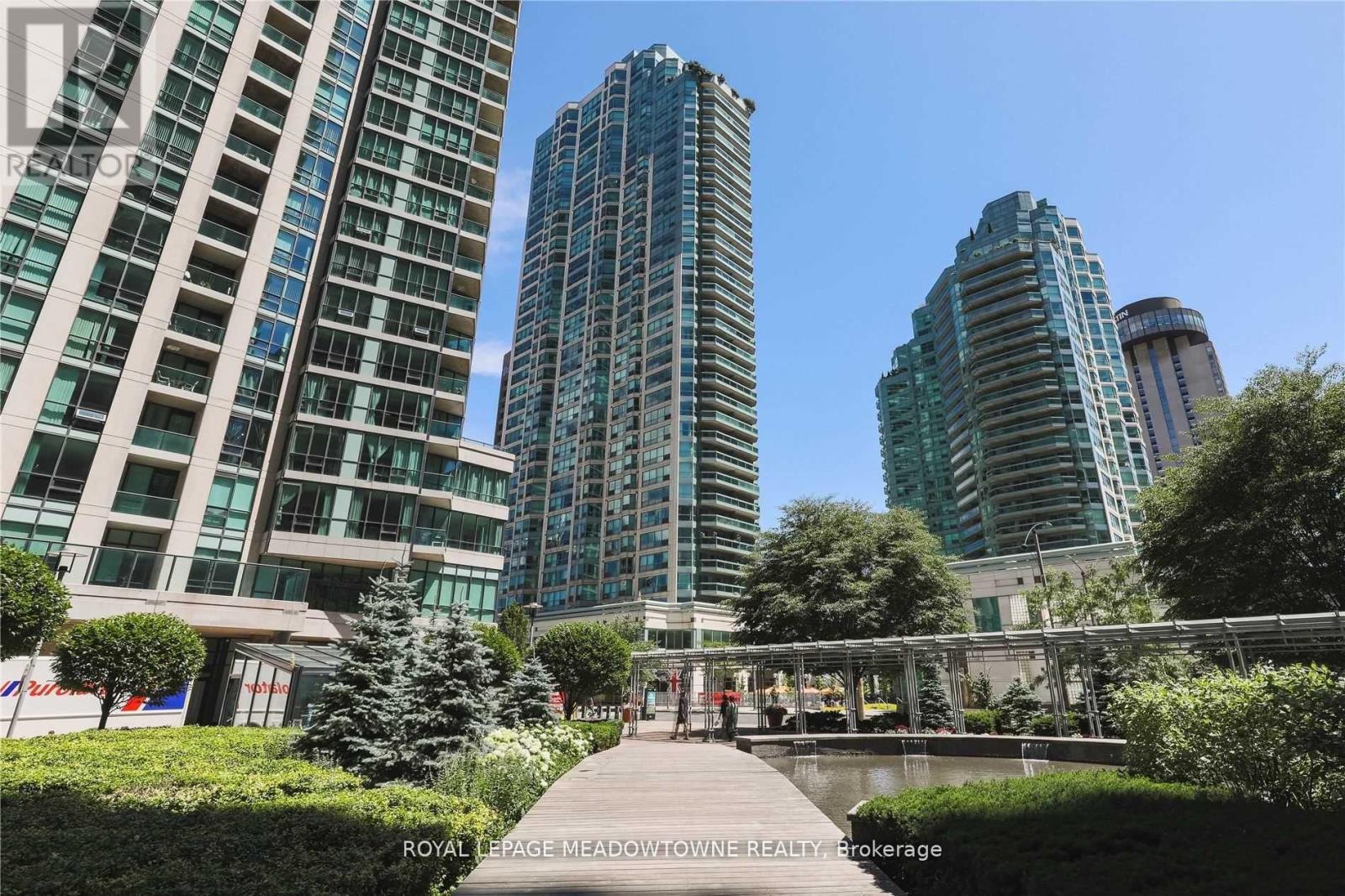 Photo 12 of 1805 18 Harbour Street, Toronto ON