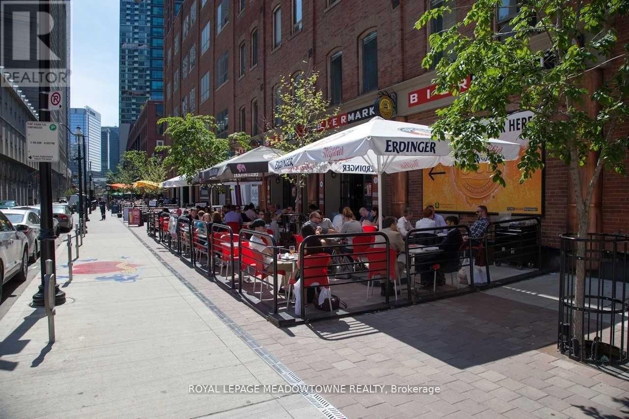 Photo 23 of 1805 18 Harbour Street, Toronto ON