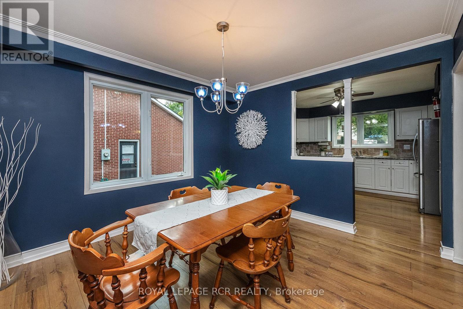 Photo 11 of 76 Elizabeth Street, Orangeville ON