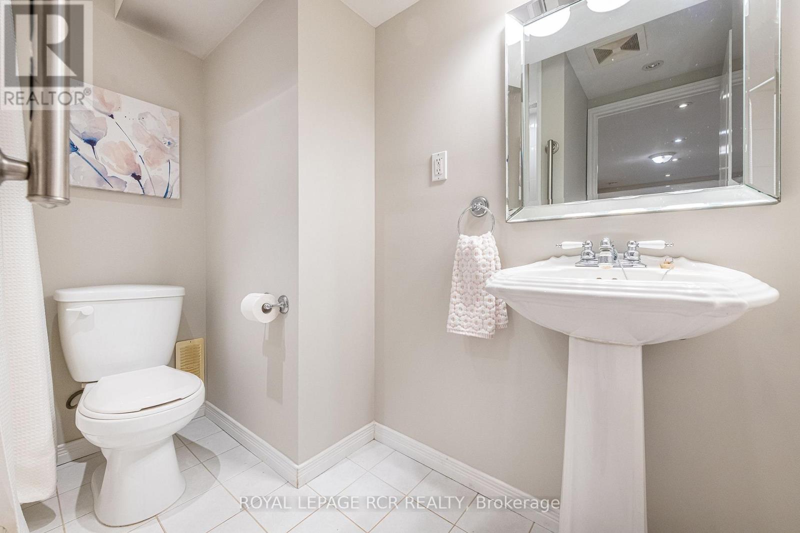 Photo 24 of 76 Elizabeth Street, Orangeville ON