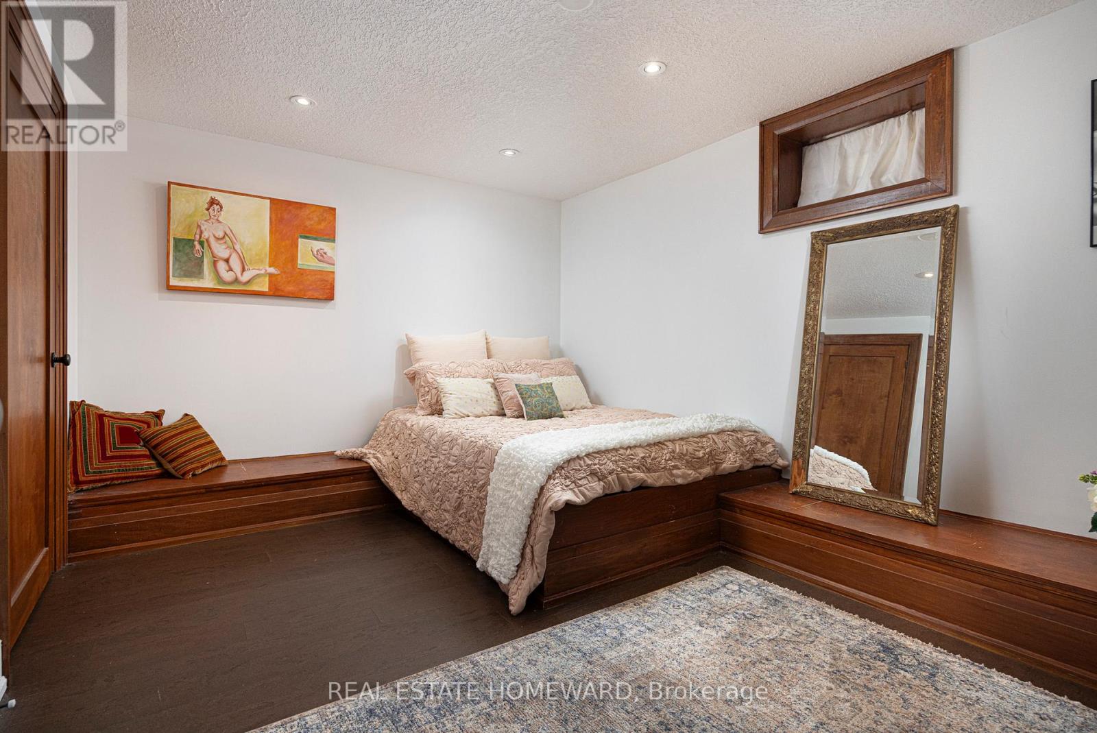 Photo 43 of 2 Park Avenue, Toronto ON