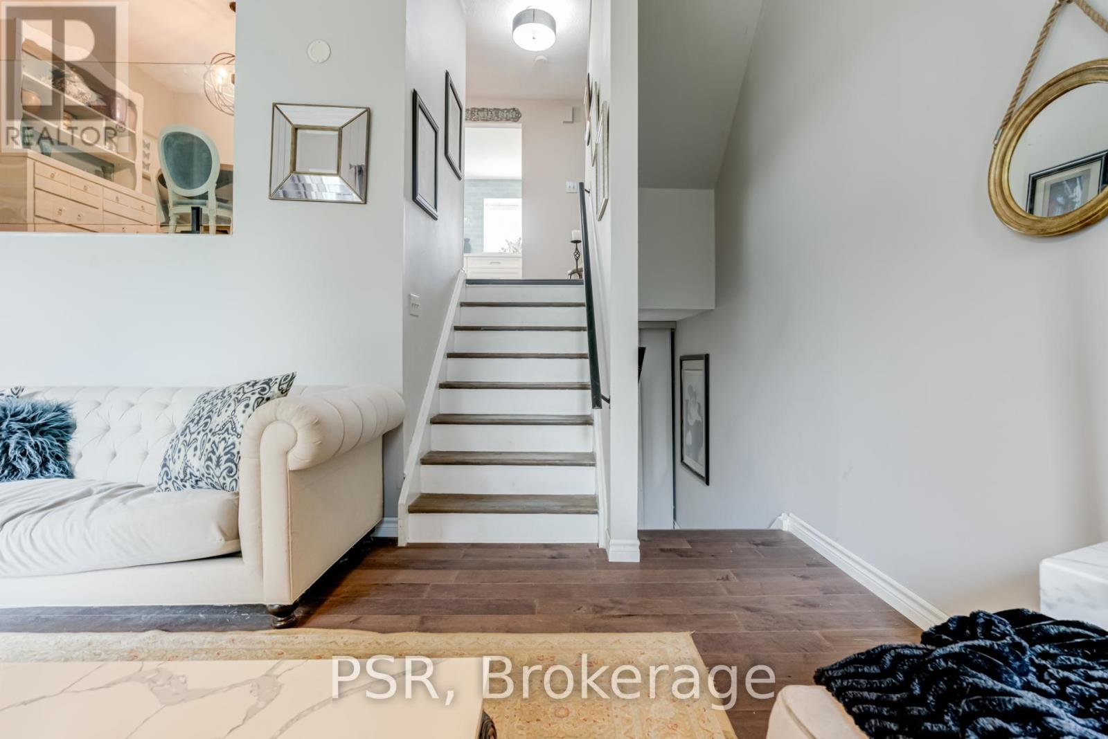Photo 9 of 22 50 Verne Crescent, Toronto ON