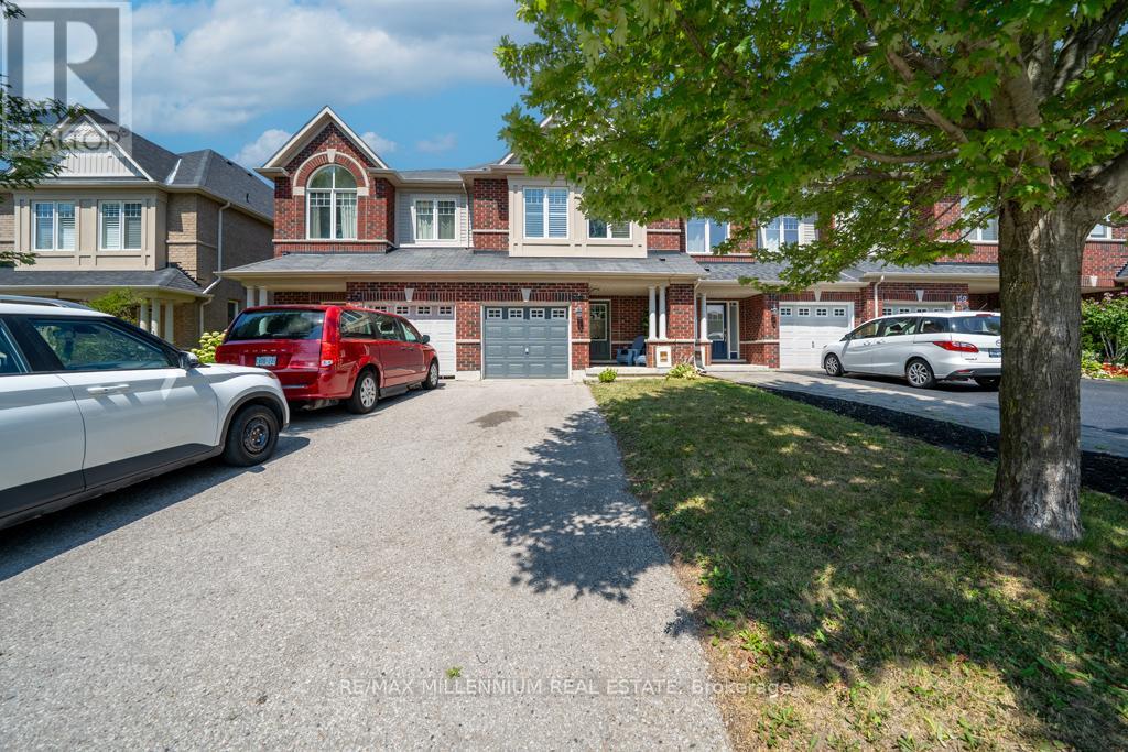 Photo 24 of 146 Harvest Hills Boulevard N, East Gwillimbury ON