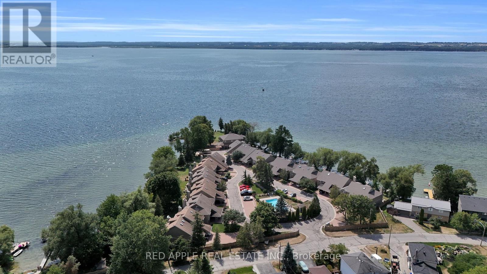 Photo 1 of 12 Davy Point Circle, Georgina ON