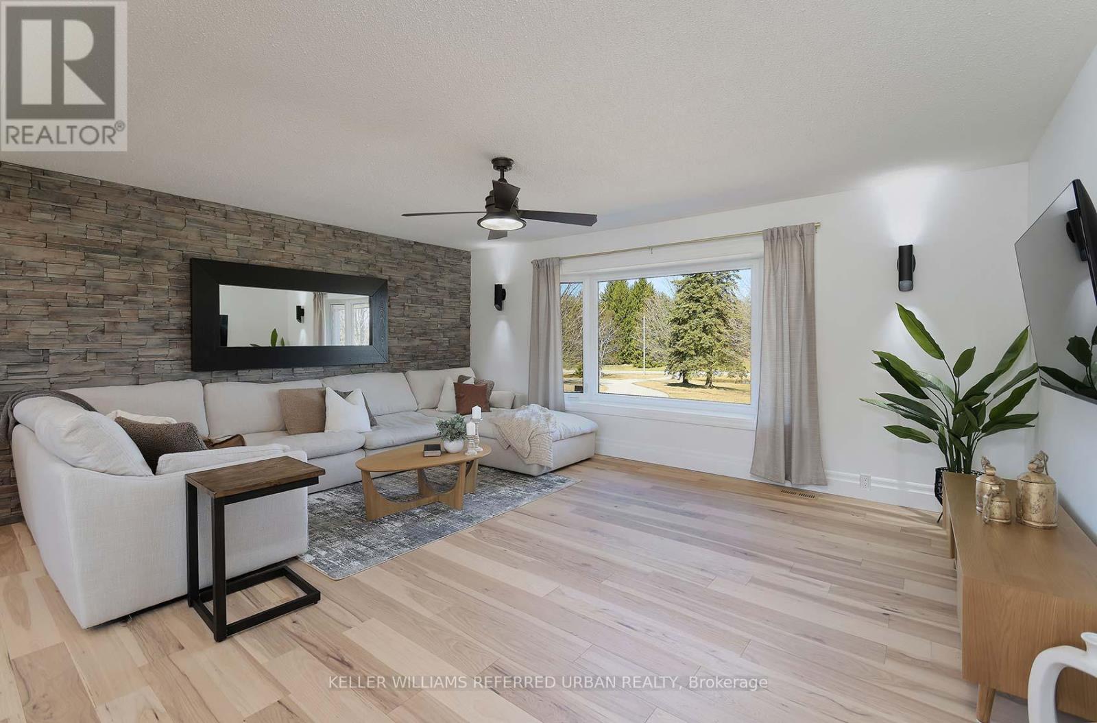 Photo 29 of 3243 St Johns Side Road, Whitchurchstouffville ON