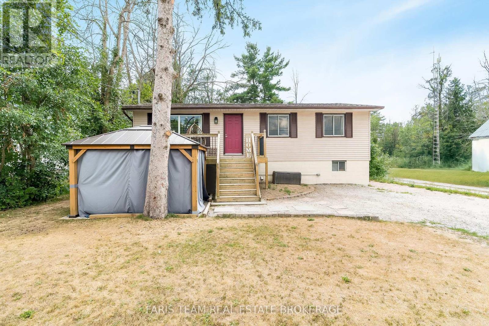 Photo 13 of 8304 County Road 169, Severn ON
