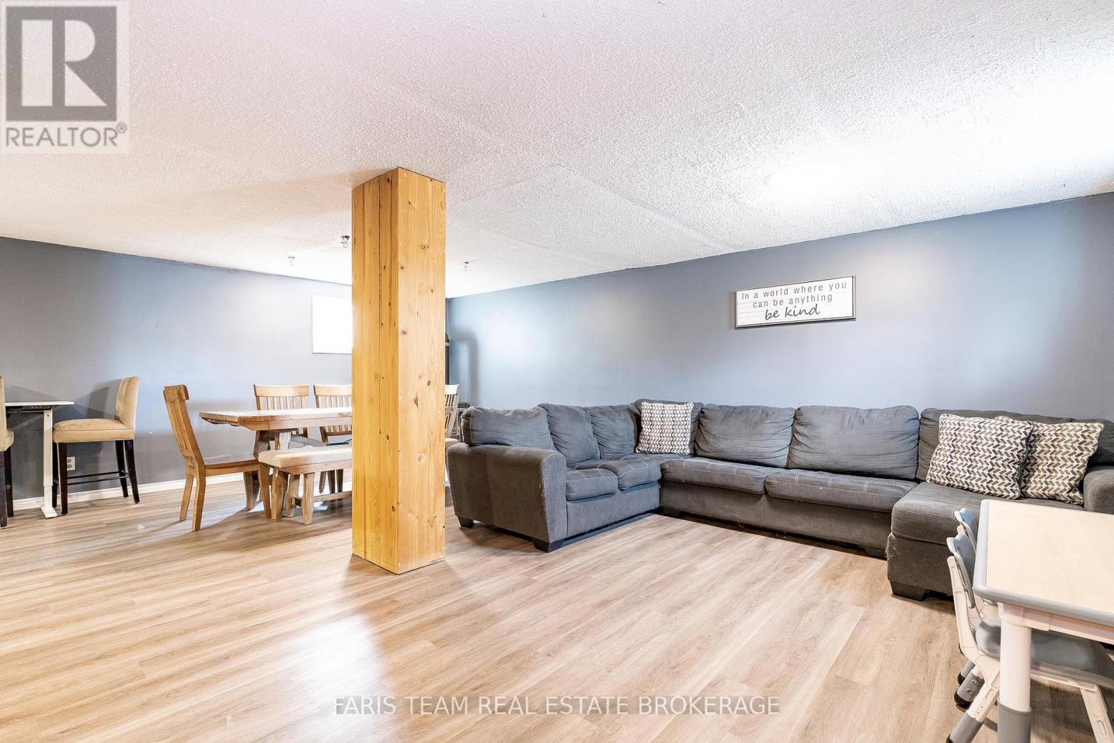 Photo 5 of 8304 County Road 169, Severn ON