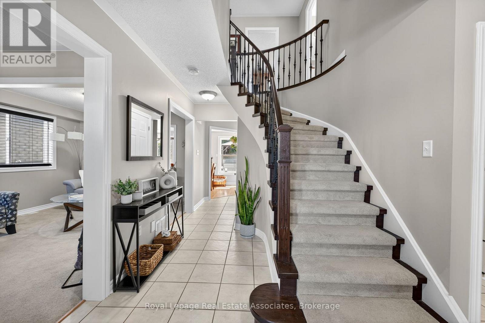 Photo 26 of 56 Bird Street, Barrie ON