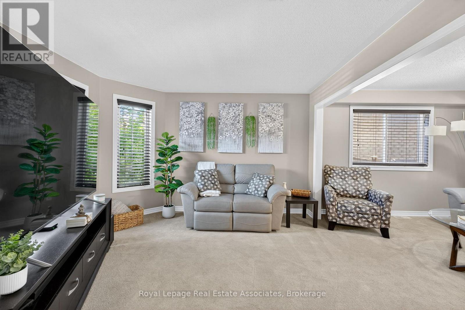 Photo 1 of 56 Bird Street, Barrie ON
