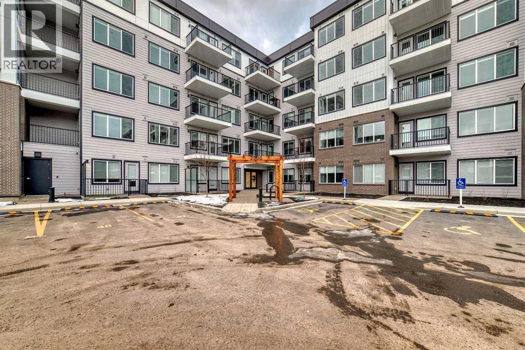 Single Family House for Sale in   Wolf creek Drive SE Wolf Willow Calgary 
