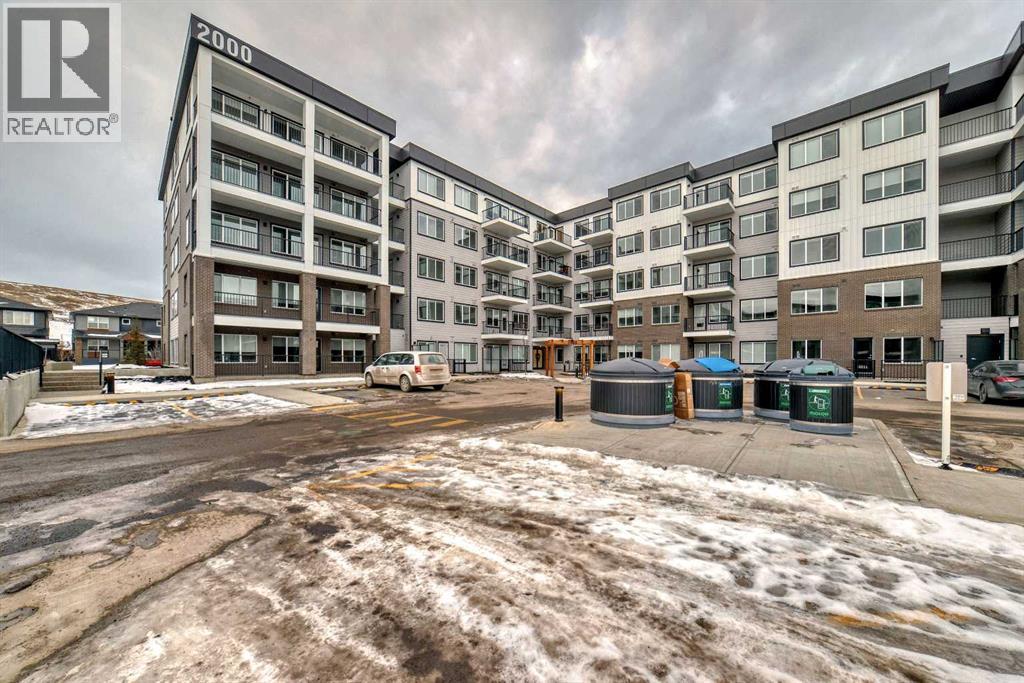 Single Family House for Sale in   Wolf creek Drive SE Wolf Willow Calgary 