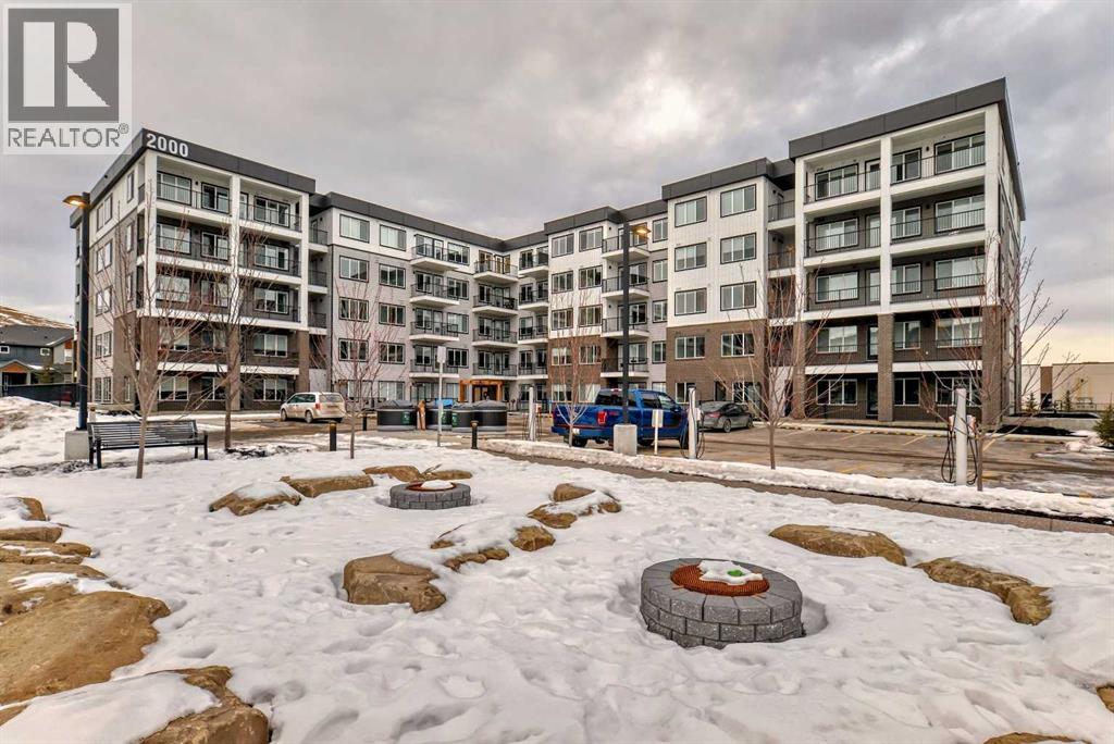Single Family House for Sale in   Wolf creek Drive SE Wolf Willow Calgary 