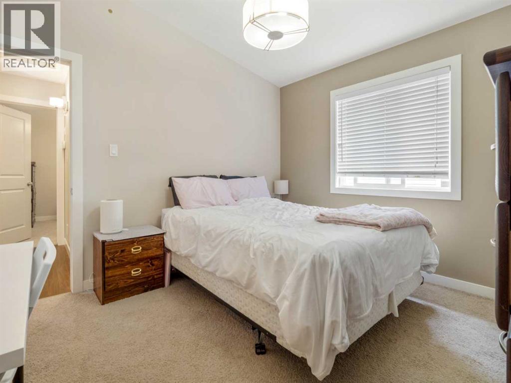 Single Family House Bi-level for Sale in  Mt Sundance Road W Sunridge Lethbridge 